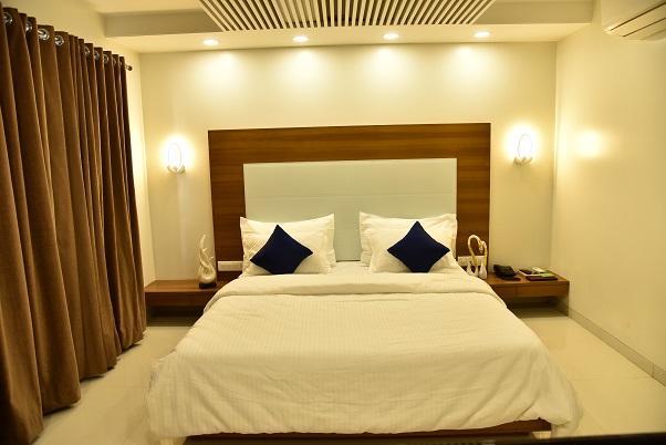 Jk Rooms 134 Hotel Comfort - Near Gidc Bharuch Exterior foto