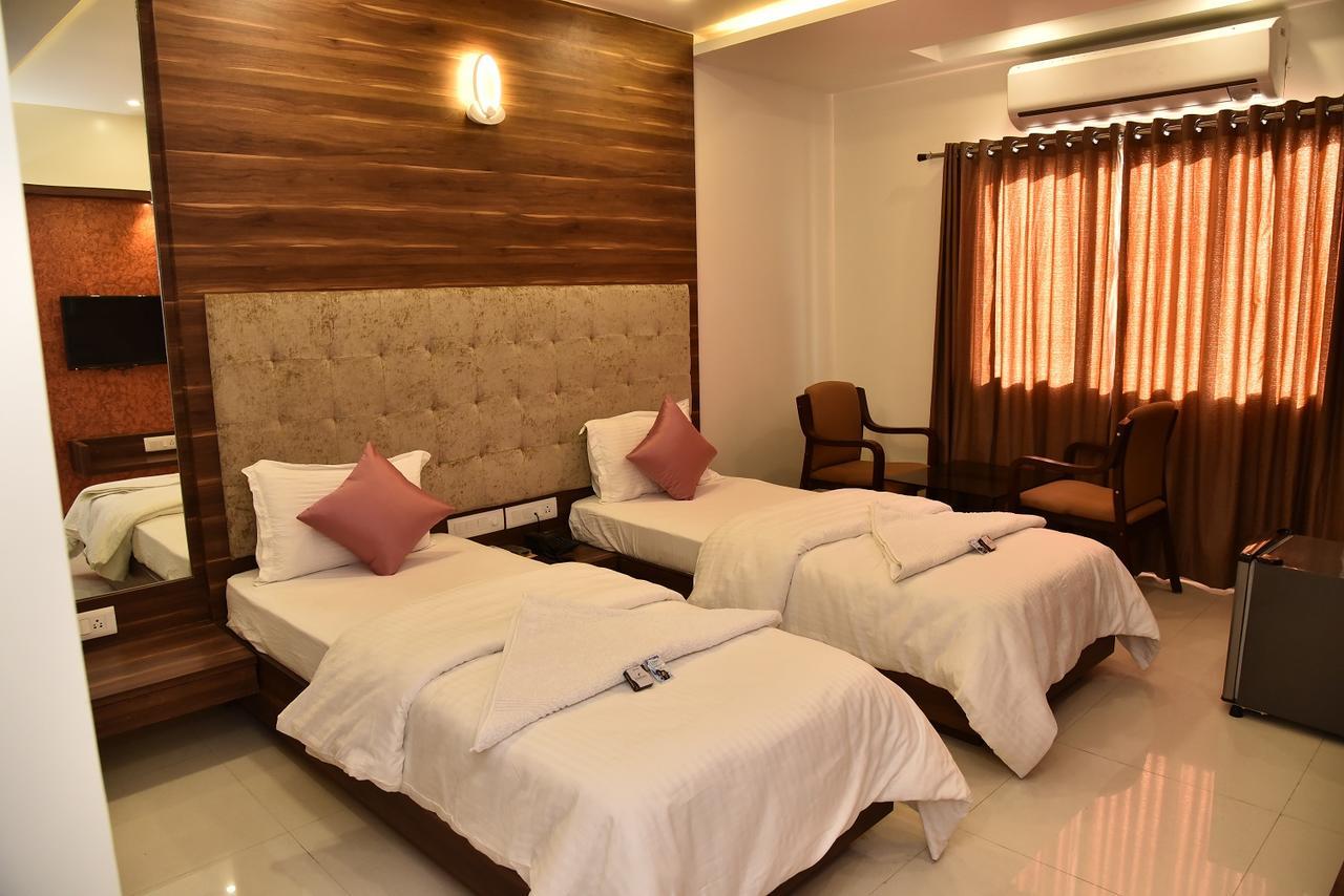 Jk Rooms 134 Hotel Comfort - Near Gidc Bharuch Exterior foto